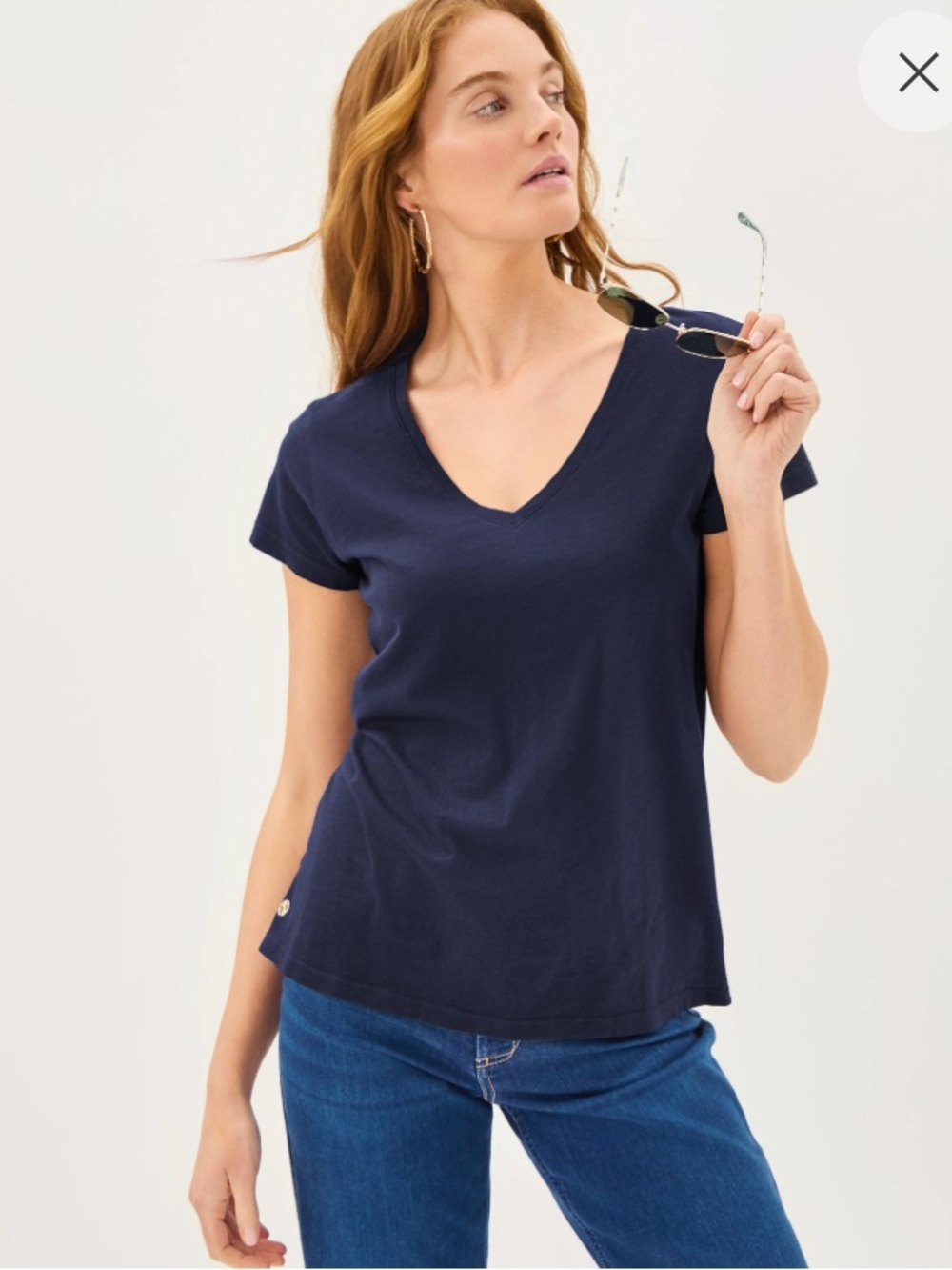 Lilly Pulitzer Navy V-Neck Short Sleeve Tee